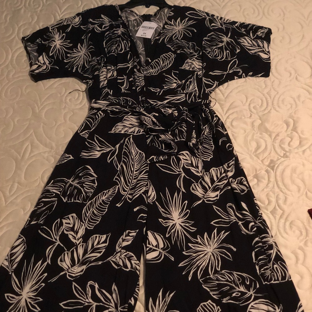 Short sleeve jumpsuit